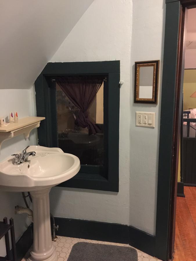 Scarlett House Victorian B & B Janesville Extérieur photo